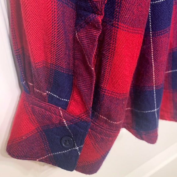 Rails Hunter Button Down in Ruby/Navy Check | Medium - Picture 5 of 6